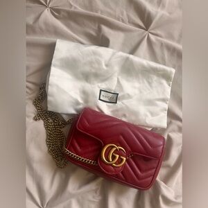 Gucci mini marmont red